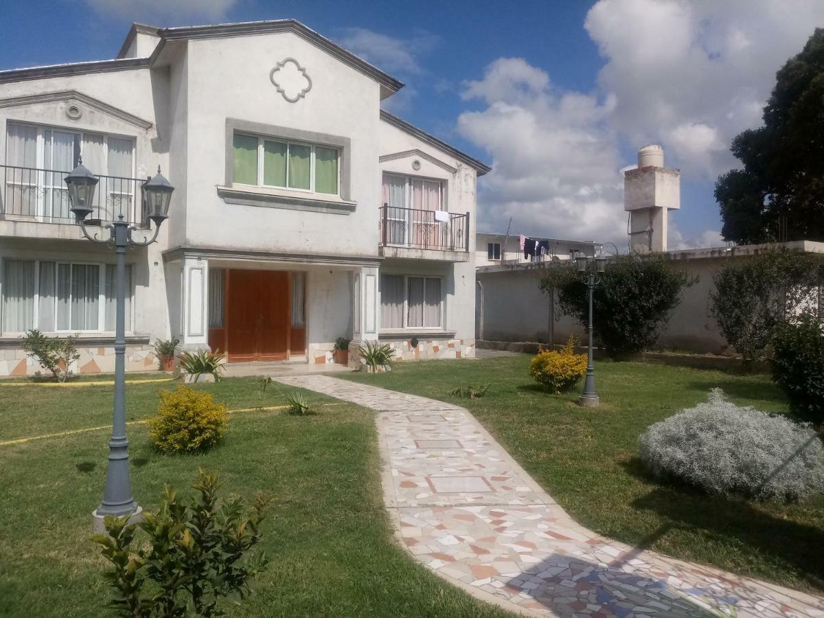 Bed and Breakfast La Gracia Сальта Екстер'єр фото